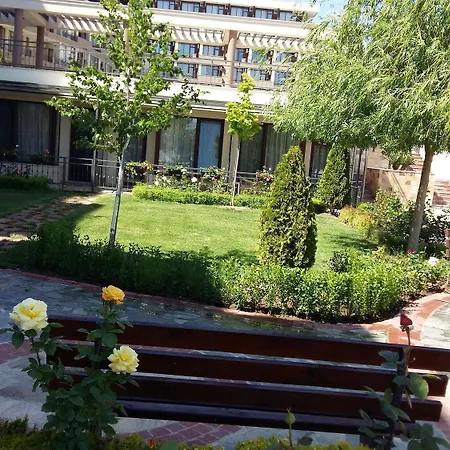 Apartkomplex Sorrento Sole Mare Sveti Vlas