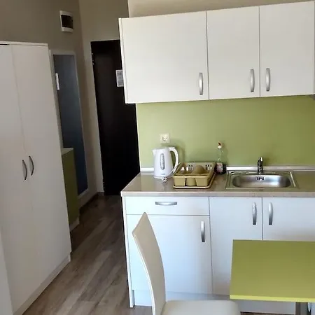 Apartkomplex Sorrento Sole Mare Sveti Vlas